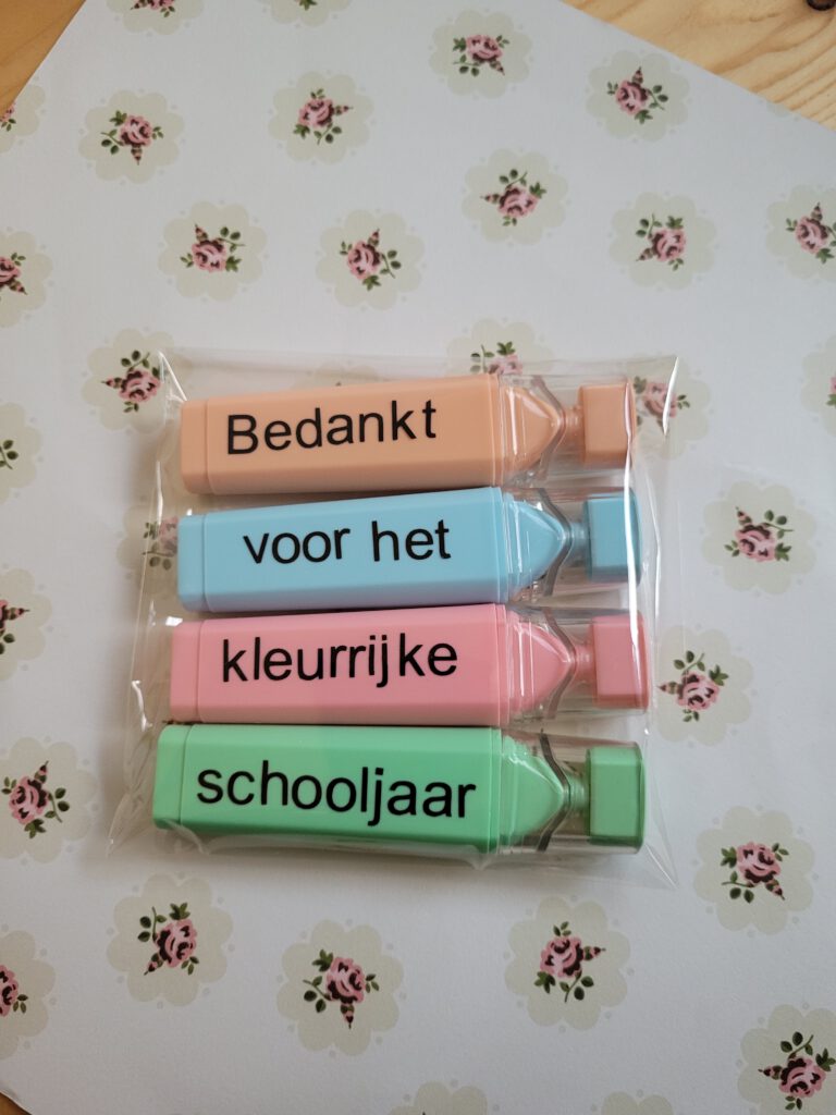 Juf en meester afscheid einde schooljaar