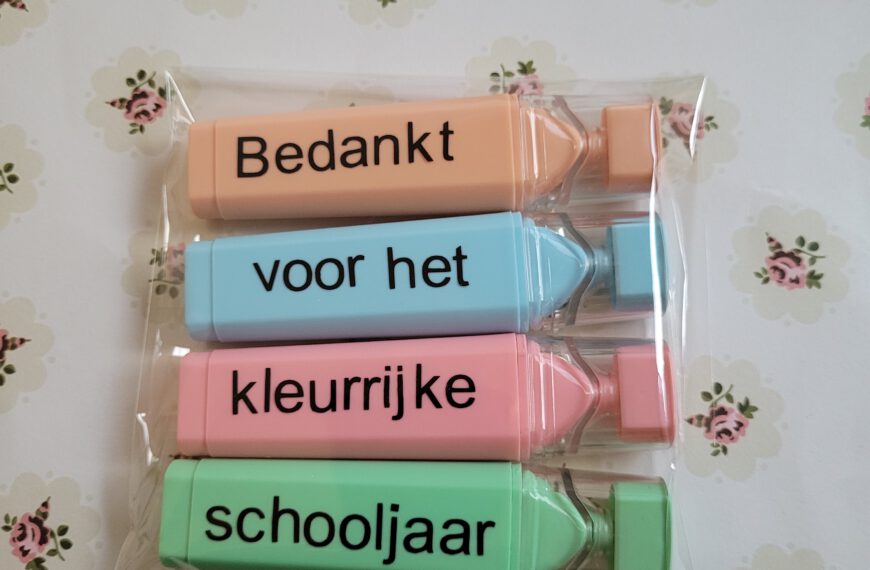 Juf en meester afscheid einde schooljaar