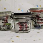 pot met theelichtjes met een kerst-boodschap