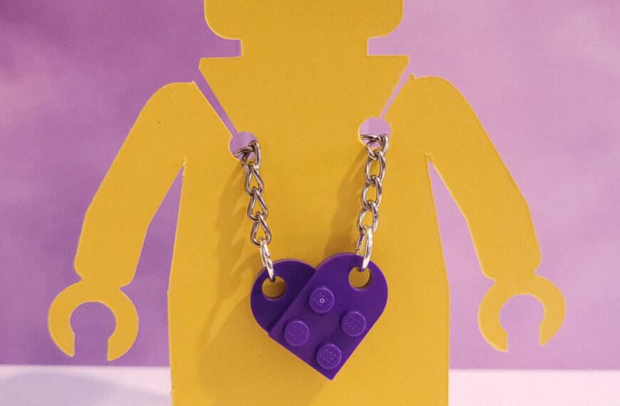 Lego BFF sleutelhanger in 3 kleuren